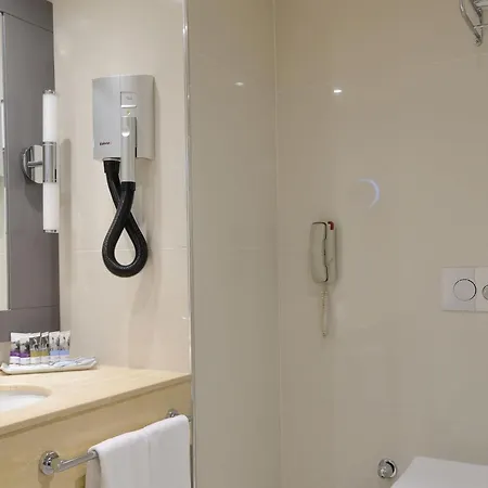 Moevenpick Bosphorus 5*