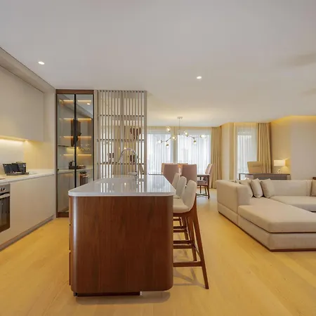 Moevenpick Bosphorus 5*