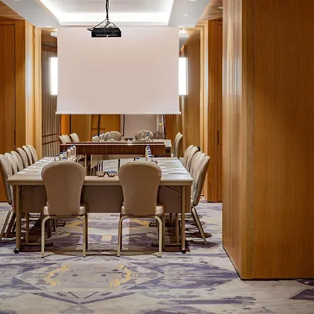 Moevenpick Bosphorus 5*