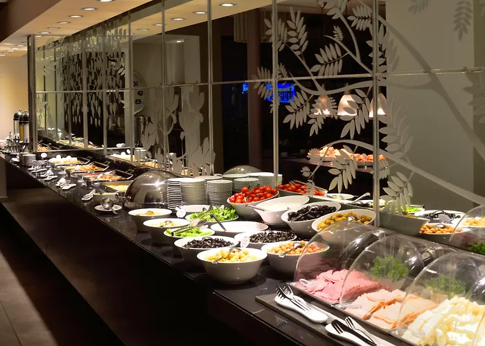 Отель Moevenpick Bosphorus 5*