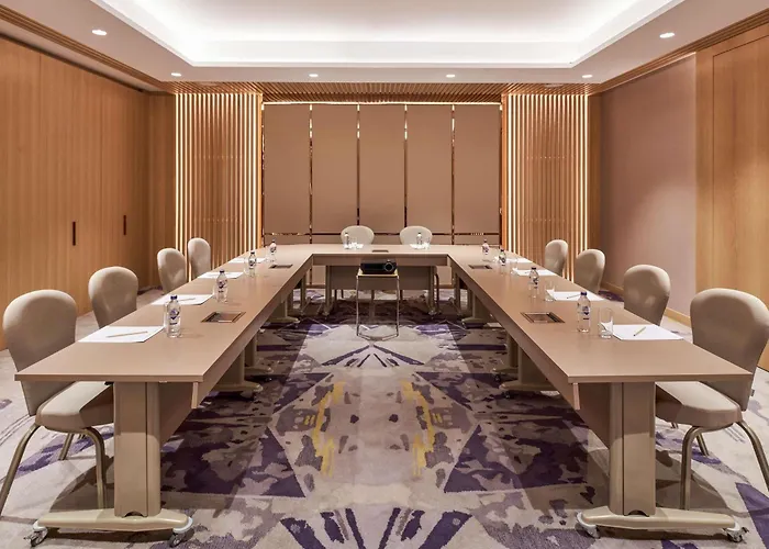 Moevenpick Bosphorus 5*