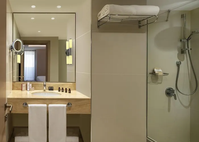 Moevenpick Bosphorus 5*