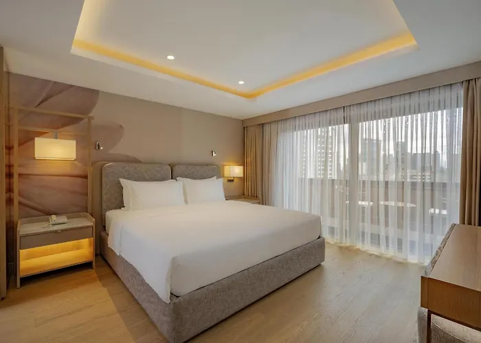 Moevenpick Bosphorus 5*