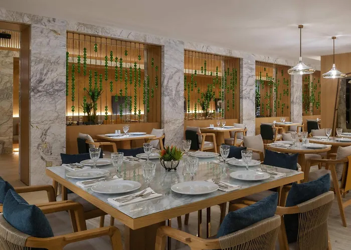 Отель Moevenpick Bosphorus