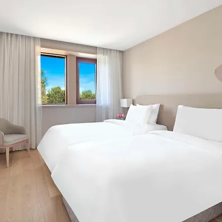 Отель Moevenpick Bosphorus 5*