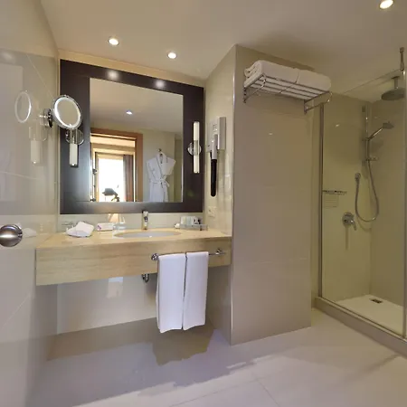 Otel Mövenpick Bosphorus 5*