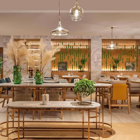 Moevenpick Bosphorus 5* イスタンブール